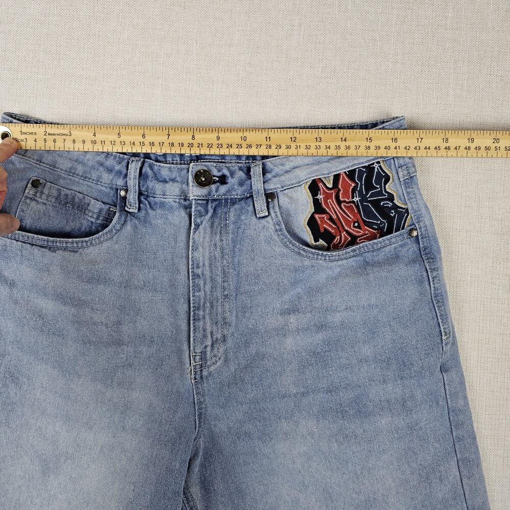 Ninth Hall Waylay Denim Shorts Men’s 32 Light Wash Embroidered Panther Skull Y2K - Picture 6 of 14